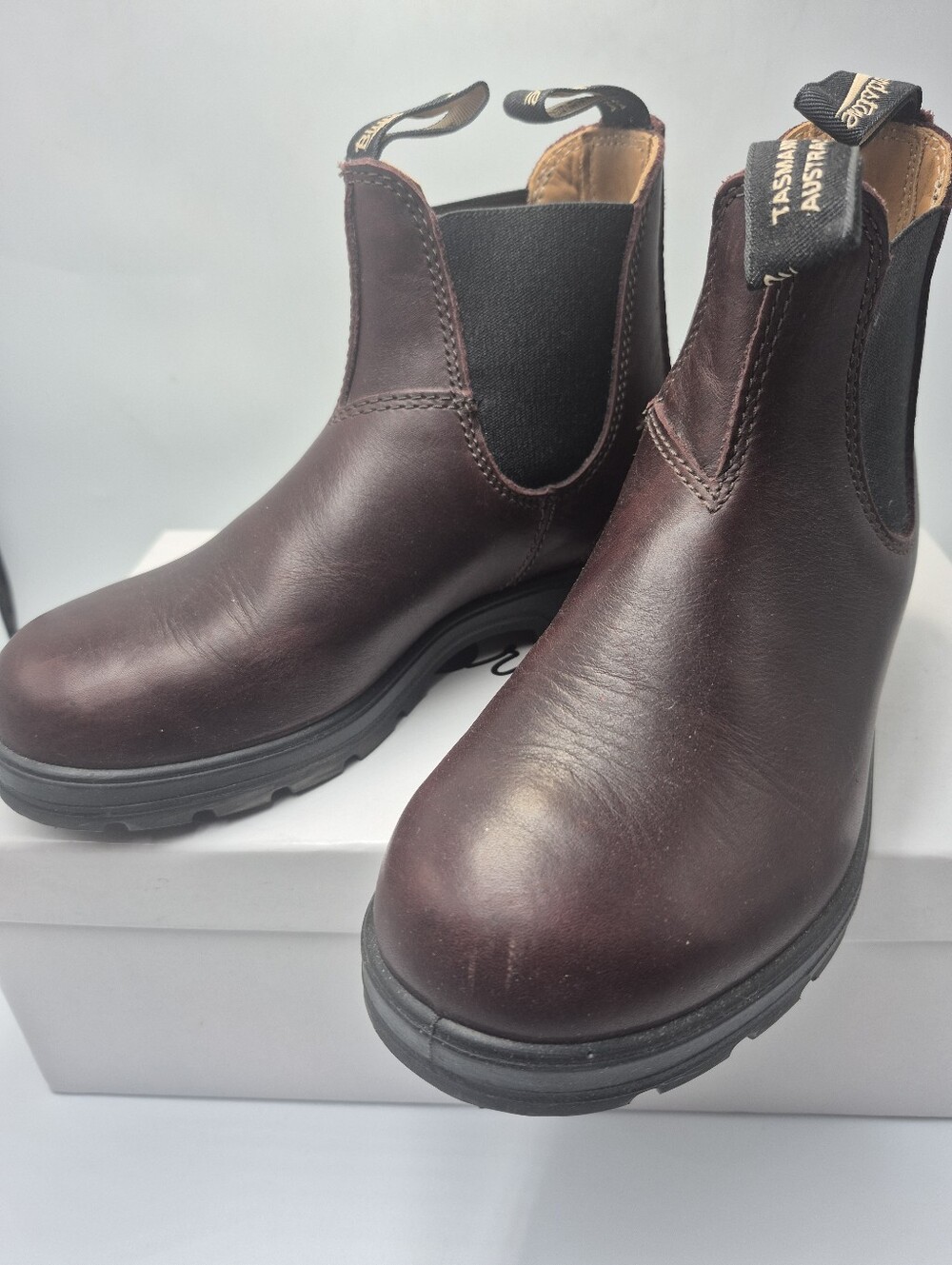 Blundstone Classic Chelsea Boots Size 4 1/2